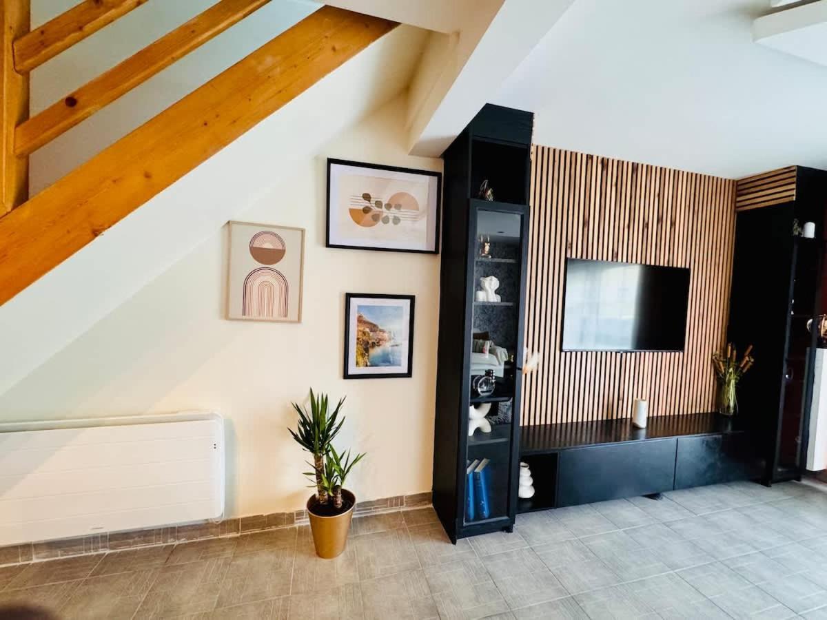 Loft Moderne Et Cosy Proche Des Villes Et Plages Demouville Ngoại thất bức ảnh
